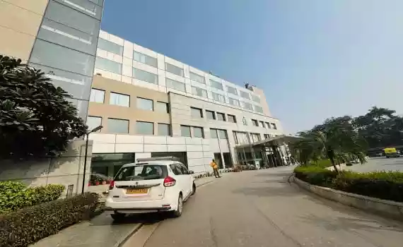 Fortis Escorts Hospital Lobby